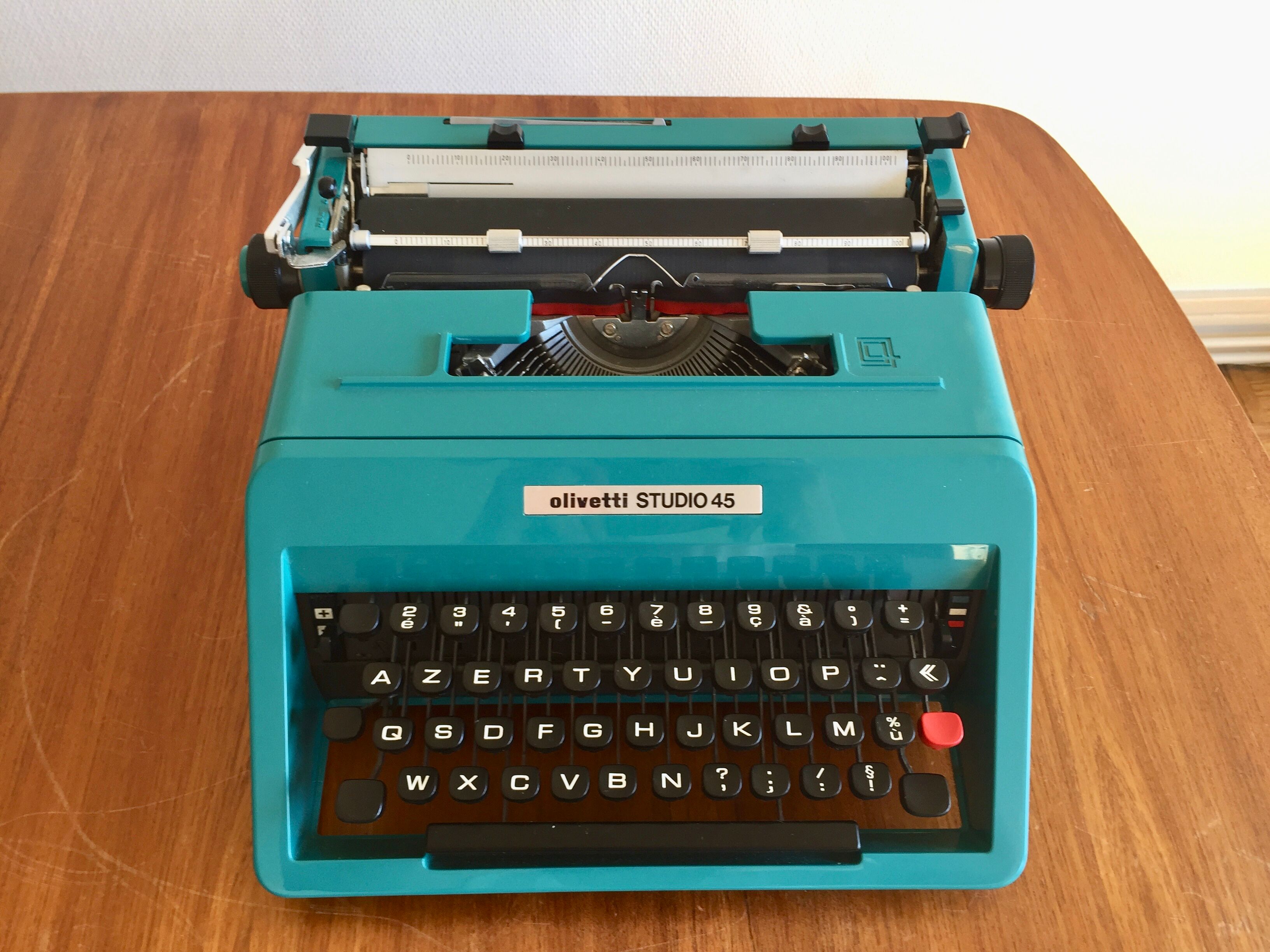 Machine à écrire Olivetti studio 45 1970