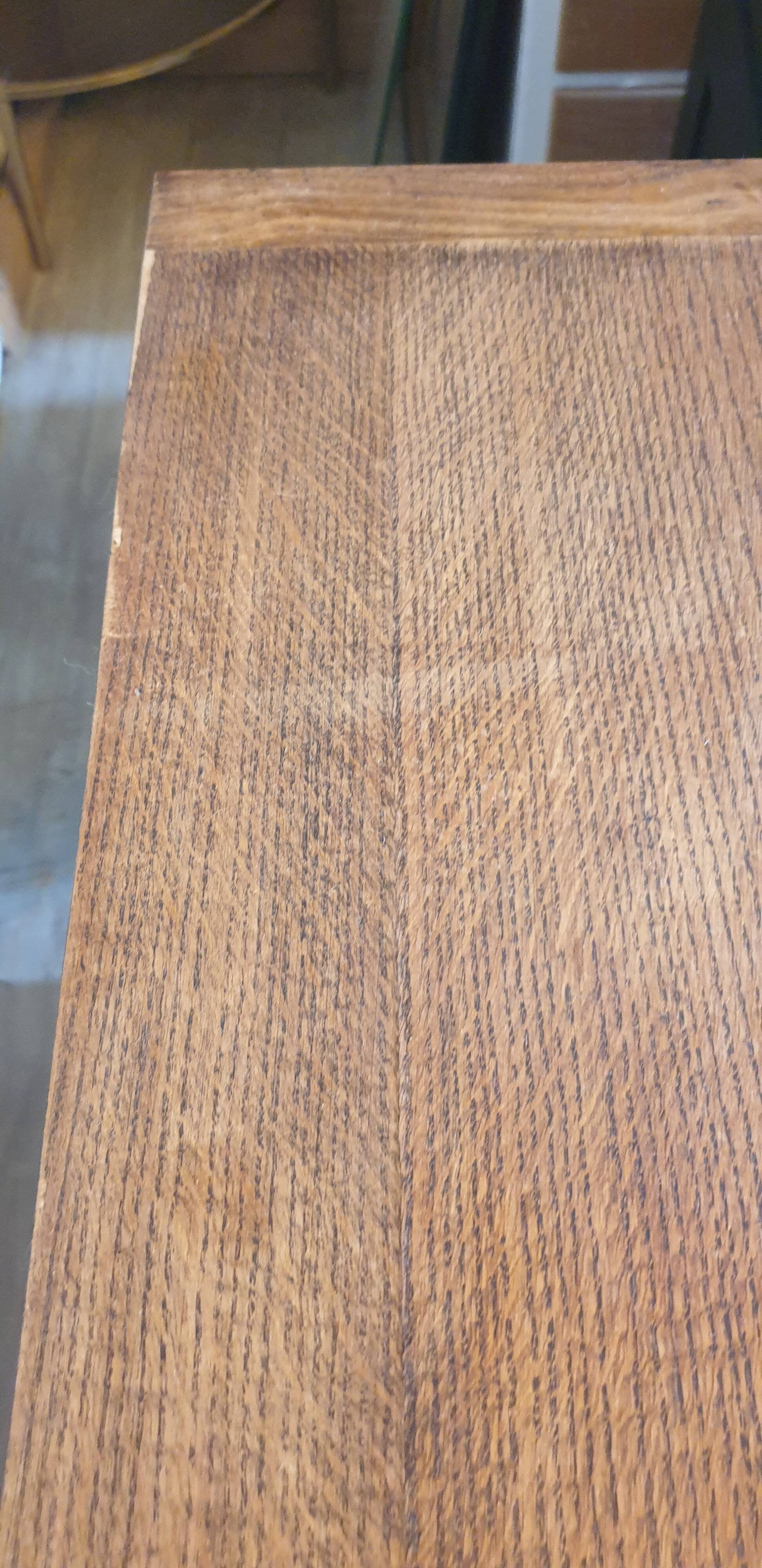 Solid wood chest of drawers