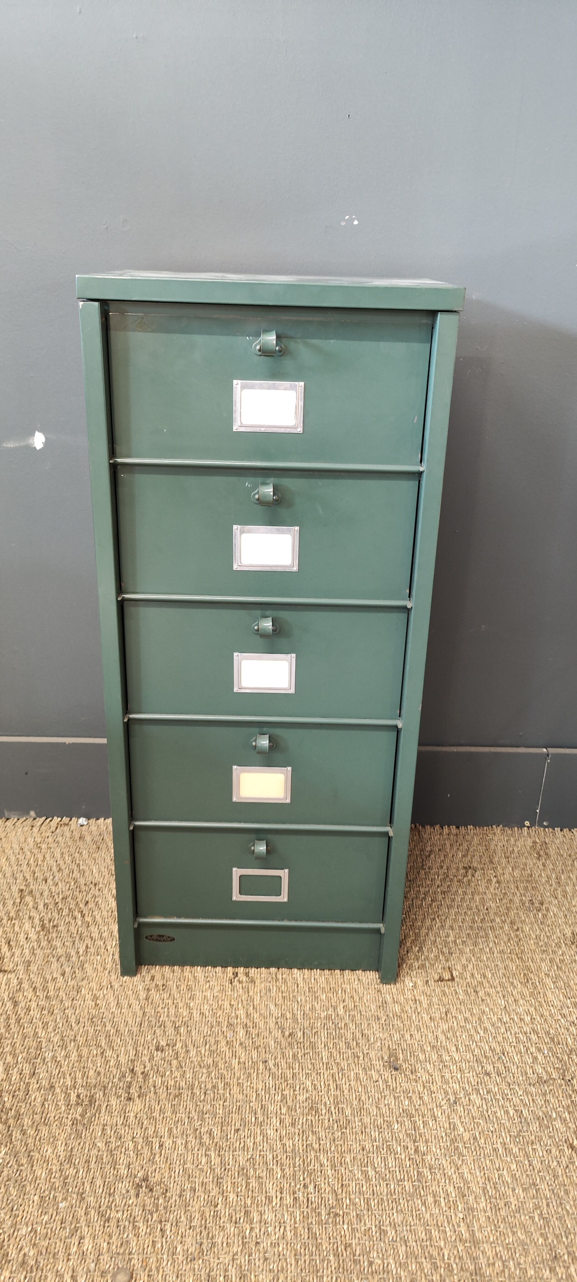 Column cabinet five valves Strafor