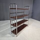 Étagère chromée Bauhaus en acier plié et tôle, Europe années 1930