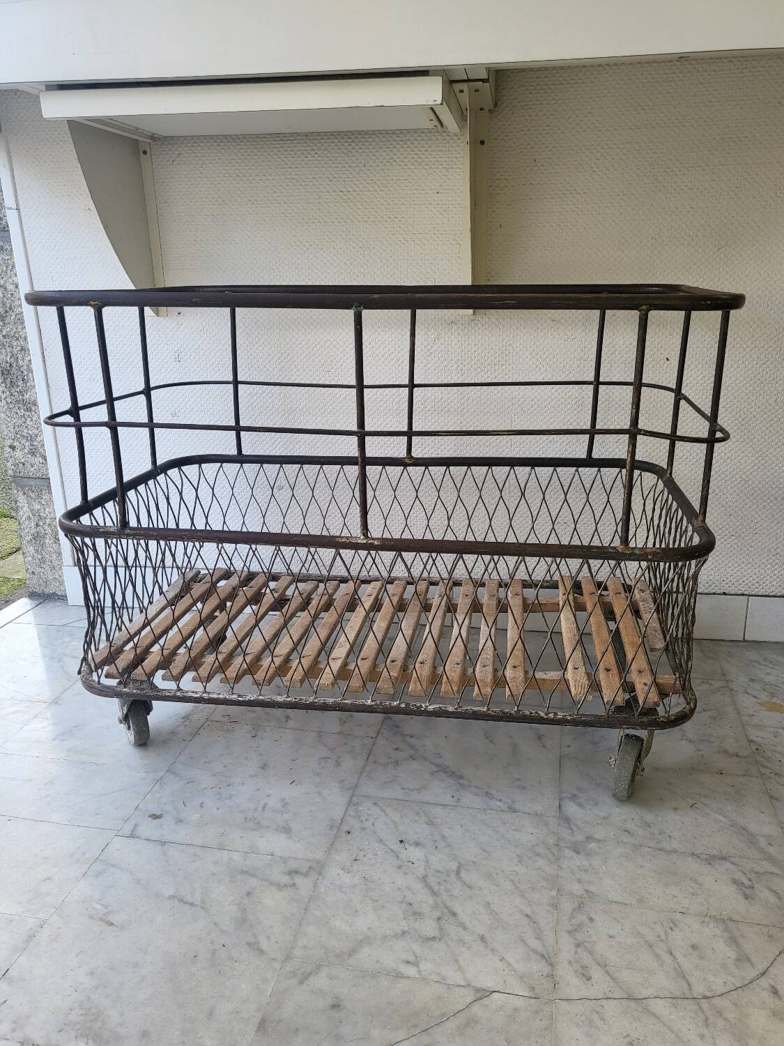 Old baker's cart