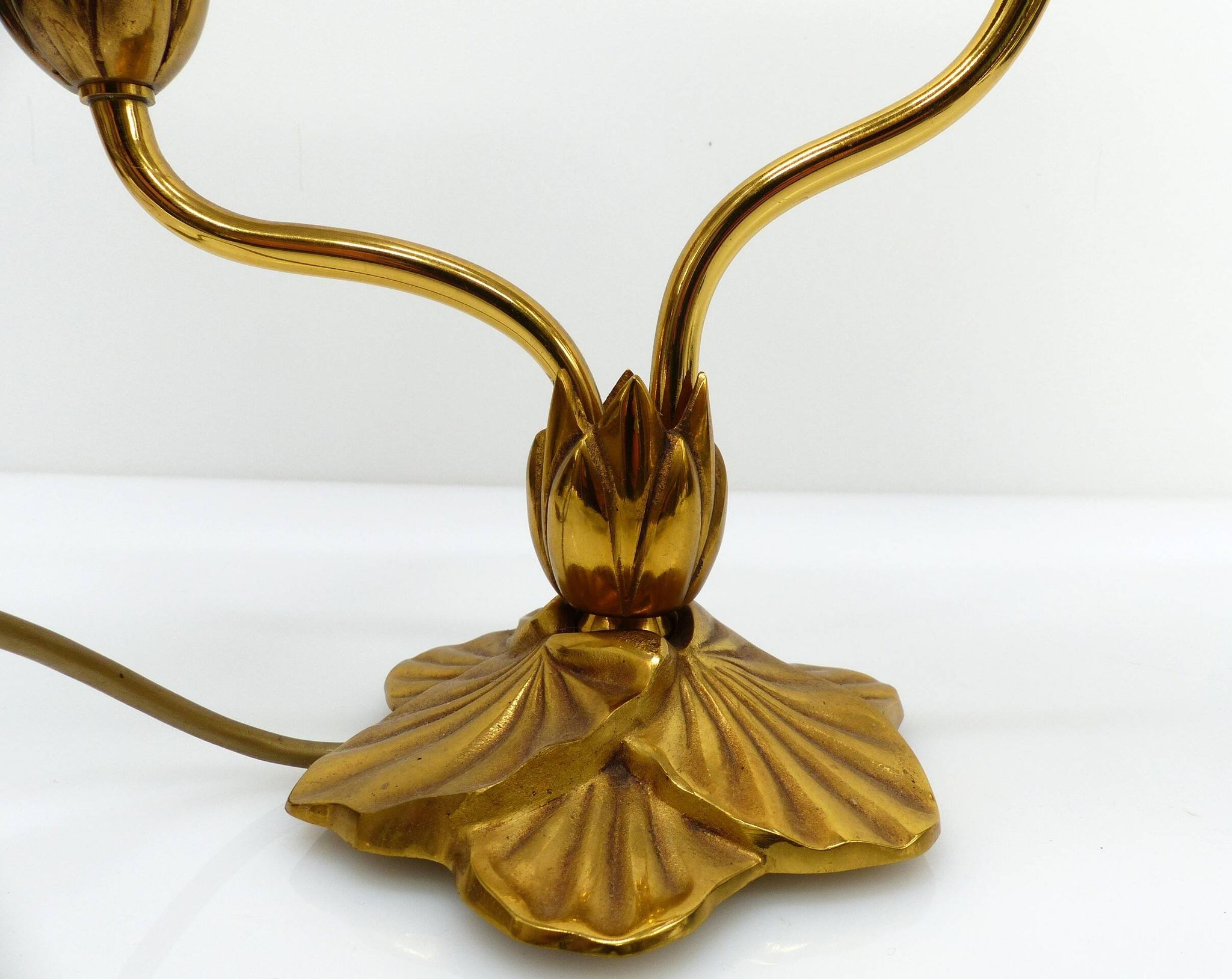 Bronze water lily lamp with two arms, Lucien Gau, France 1990