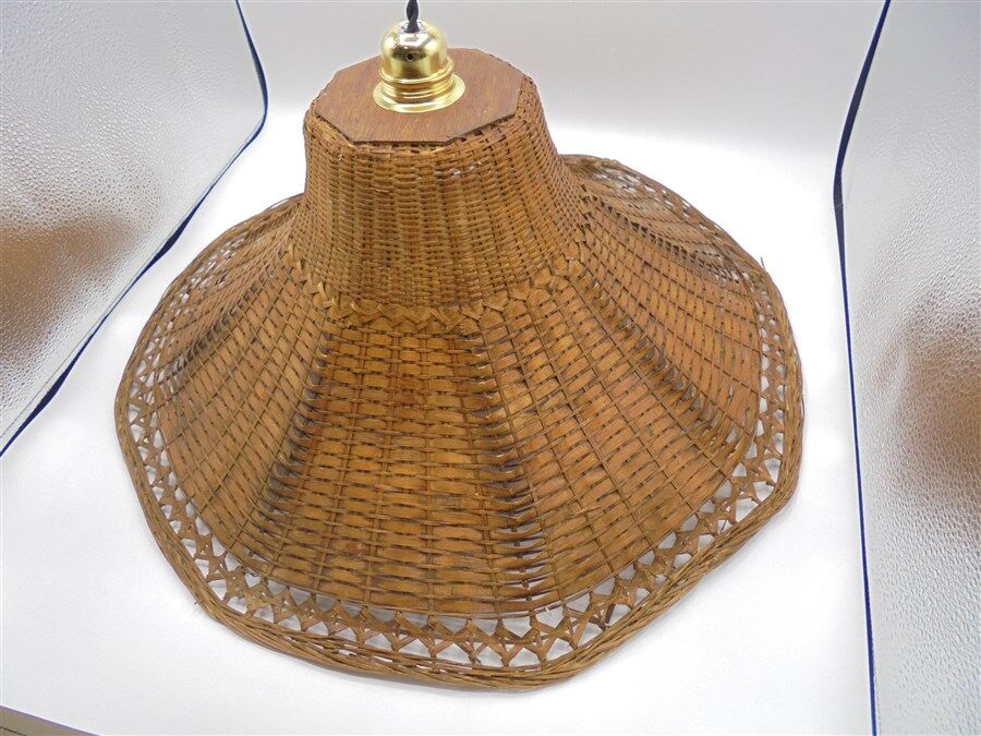 Wicker suspension