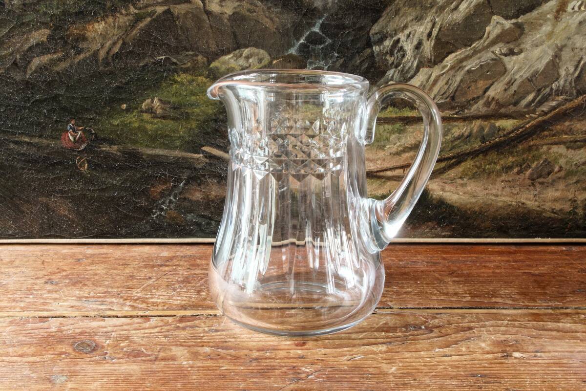 Crystal carafe by Baccarat, Picadilly model.