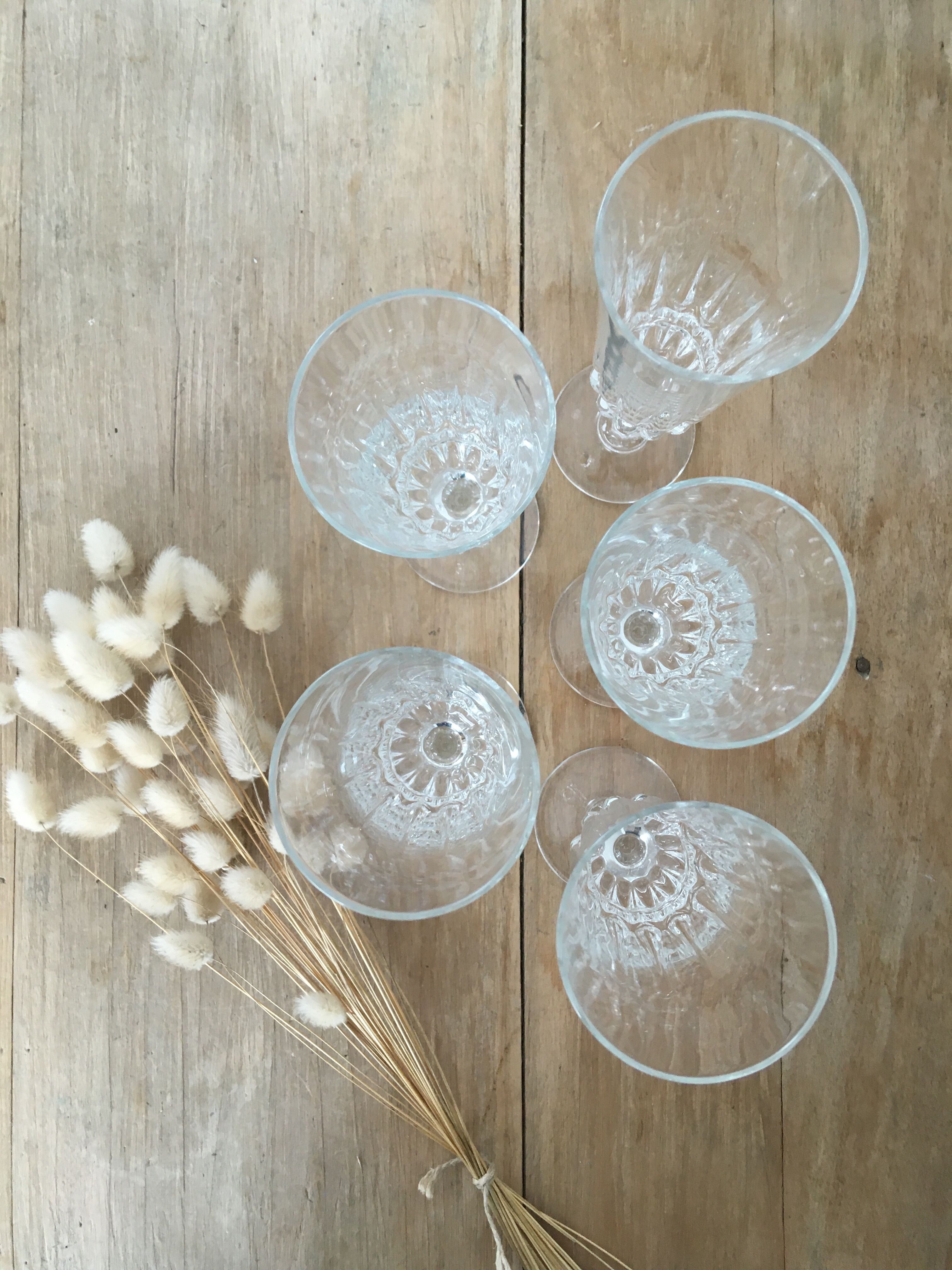 Luminarc champagne flutes