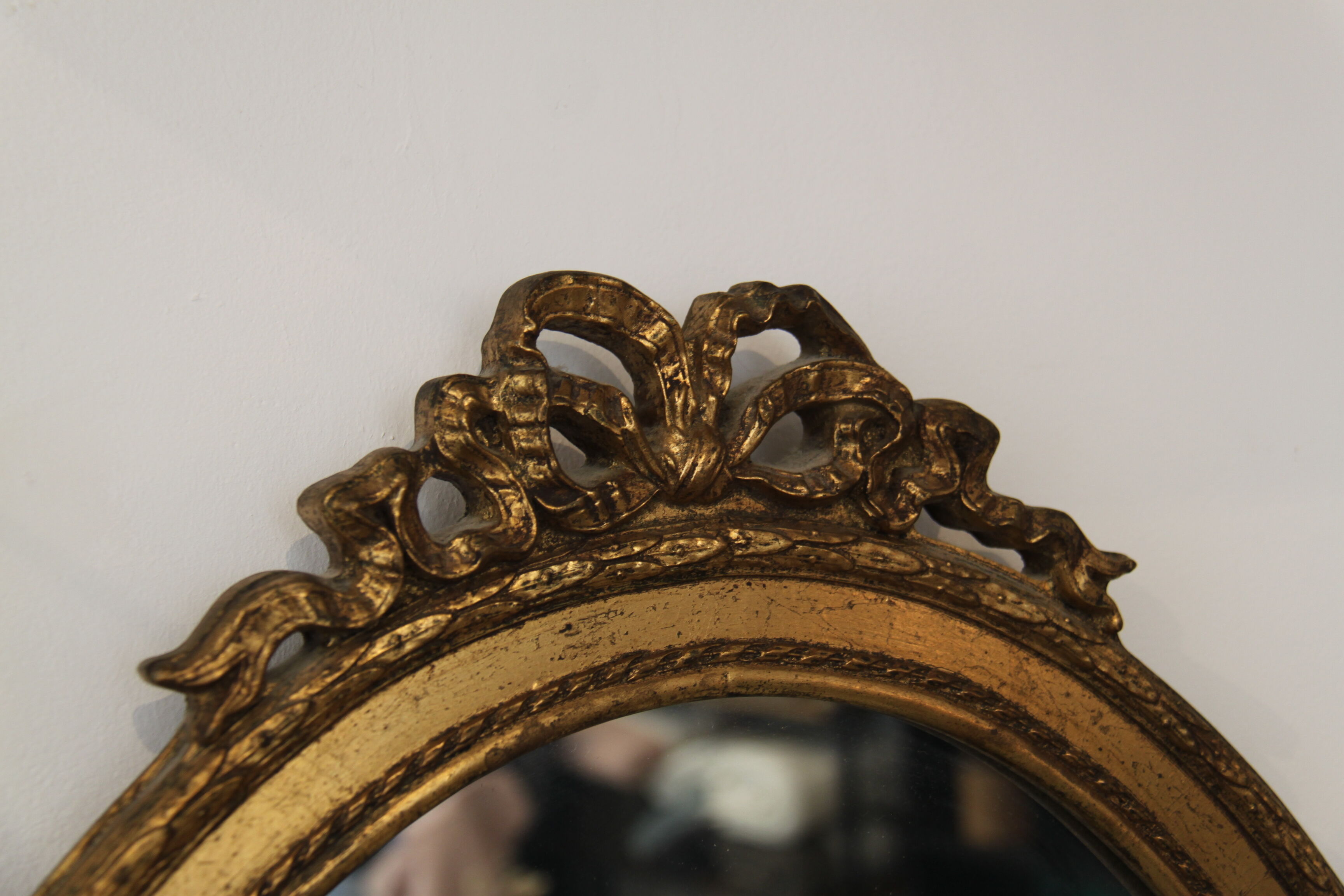 Oval mirror 70x49cm