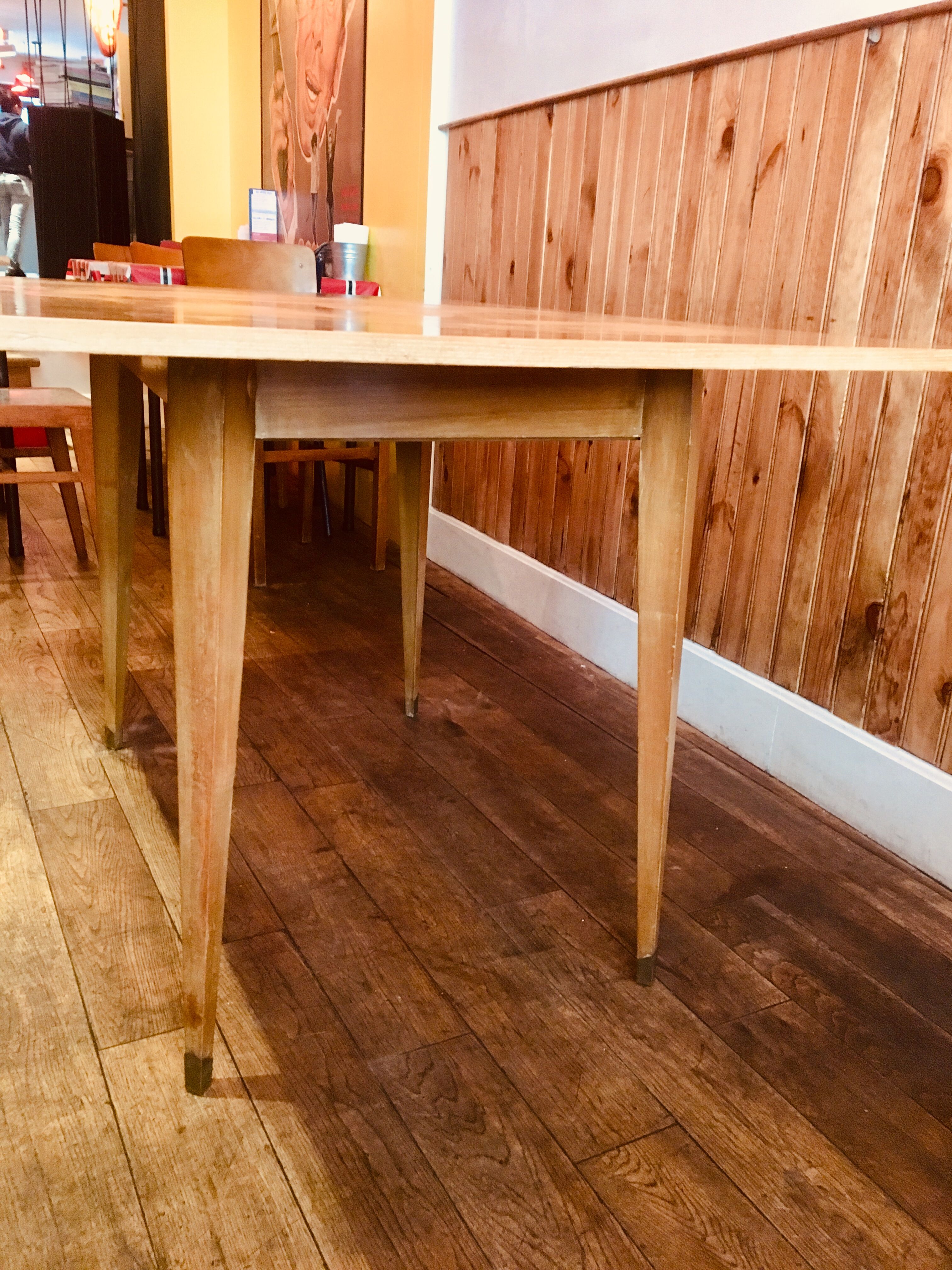 Wooden 50s portfolio table