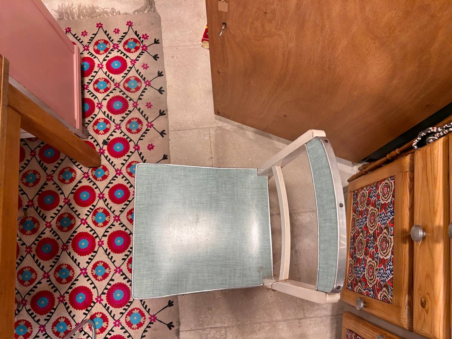 Chaise mado 50' finitions zing