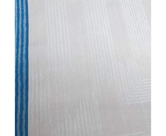 Nappe damassée à carreaux bleus et blanc 1m60 x 1m90