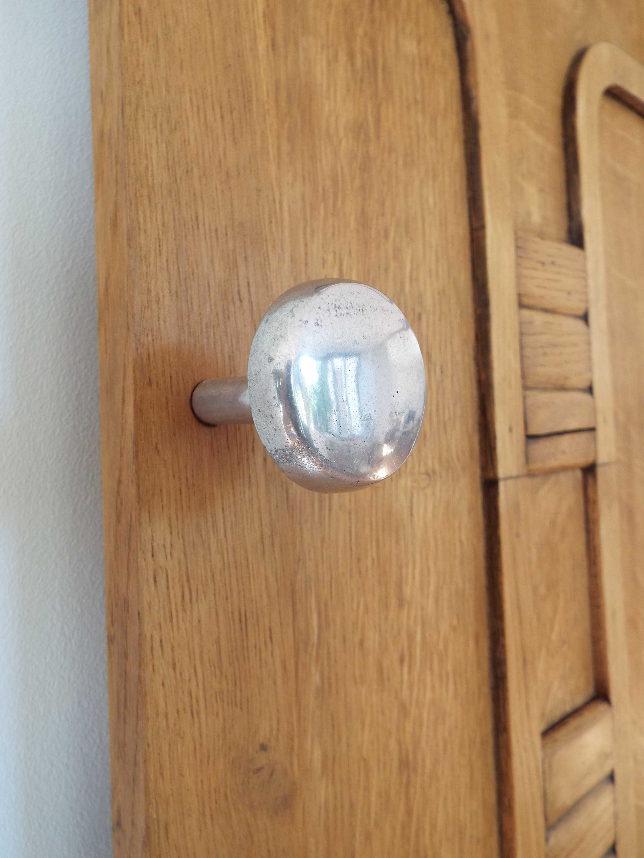 Entrance cloakroom coat rack