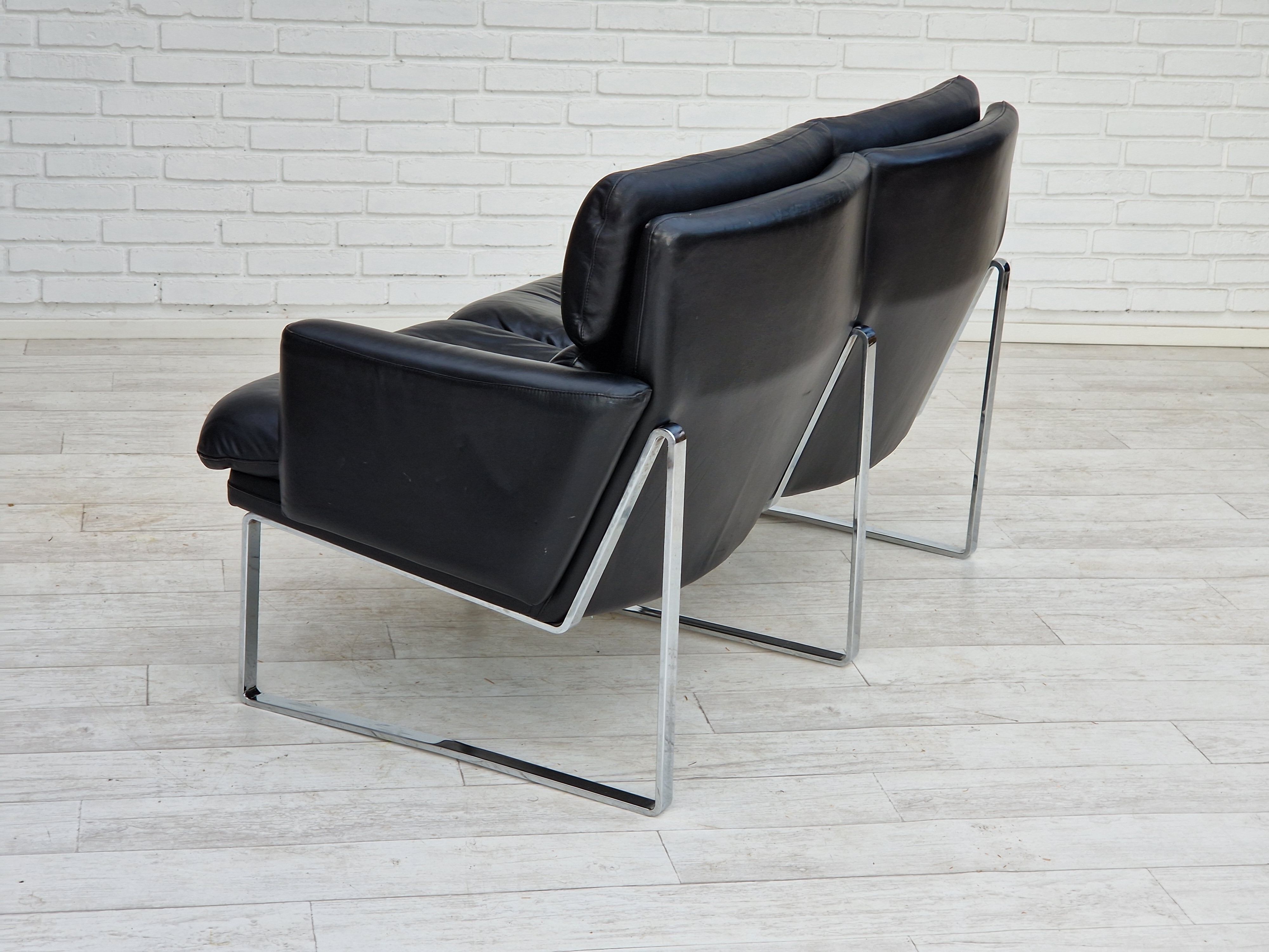 2 seater sofa, leather, chrome steel.