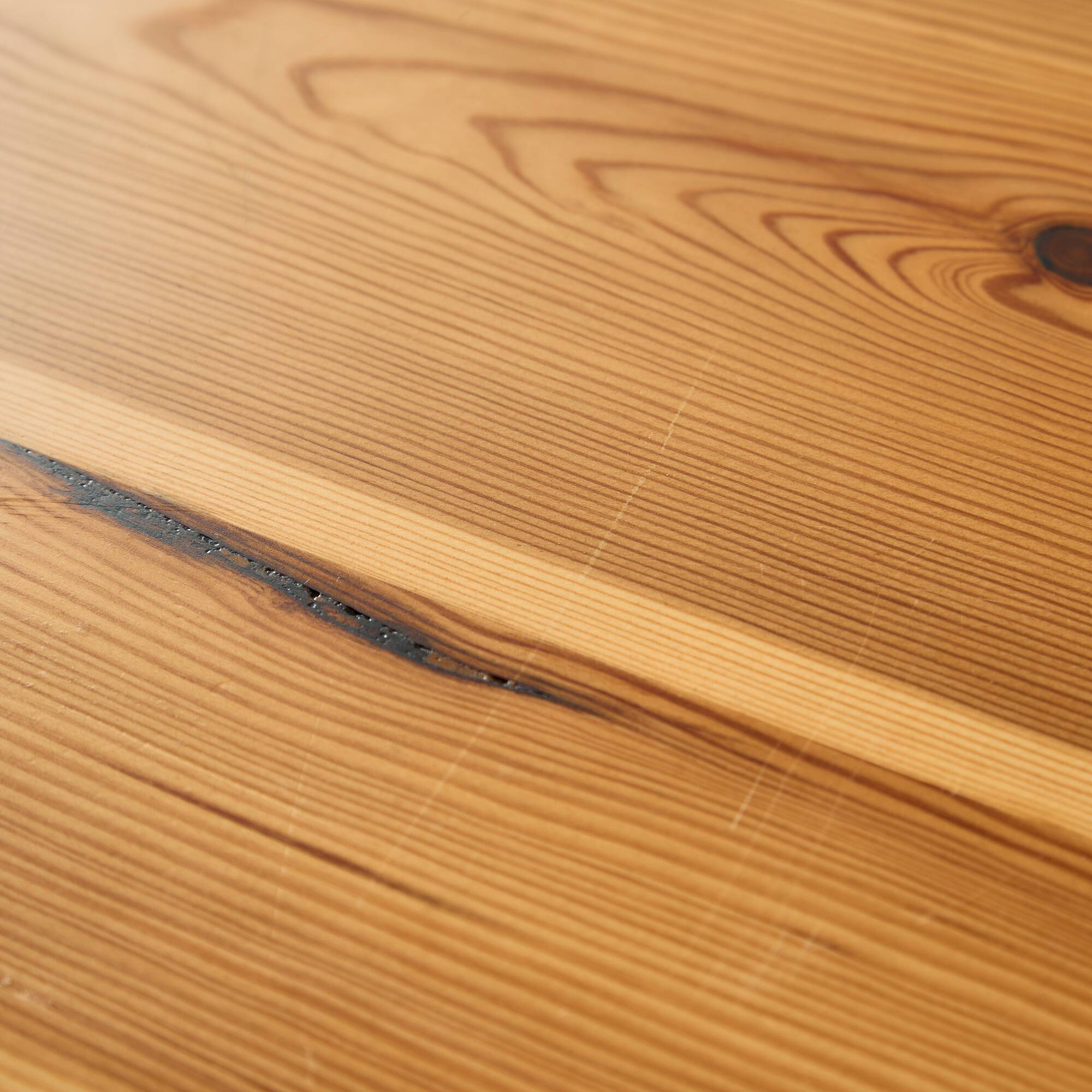 Long Canadian Pine Table with Black Legs