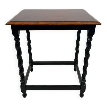 Small pedestal/plant