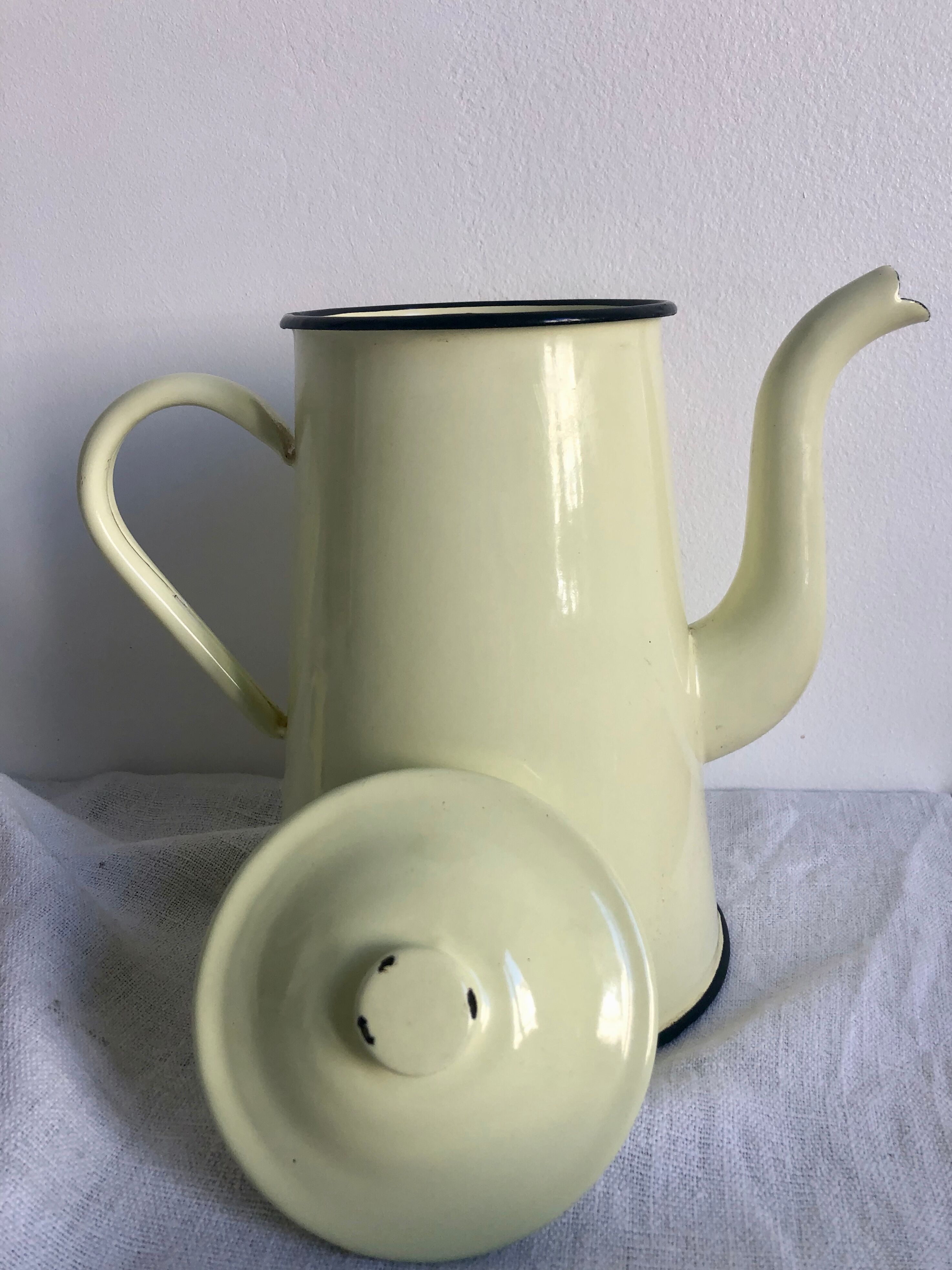 Cafetière tôle émaillée