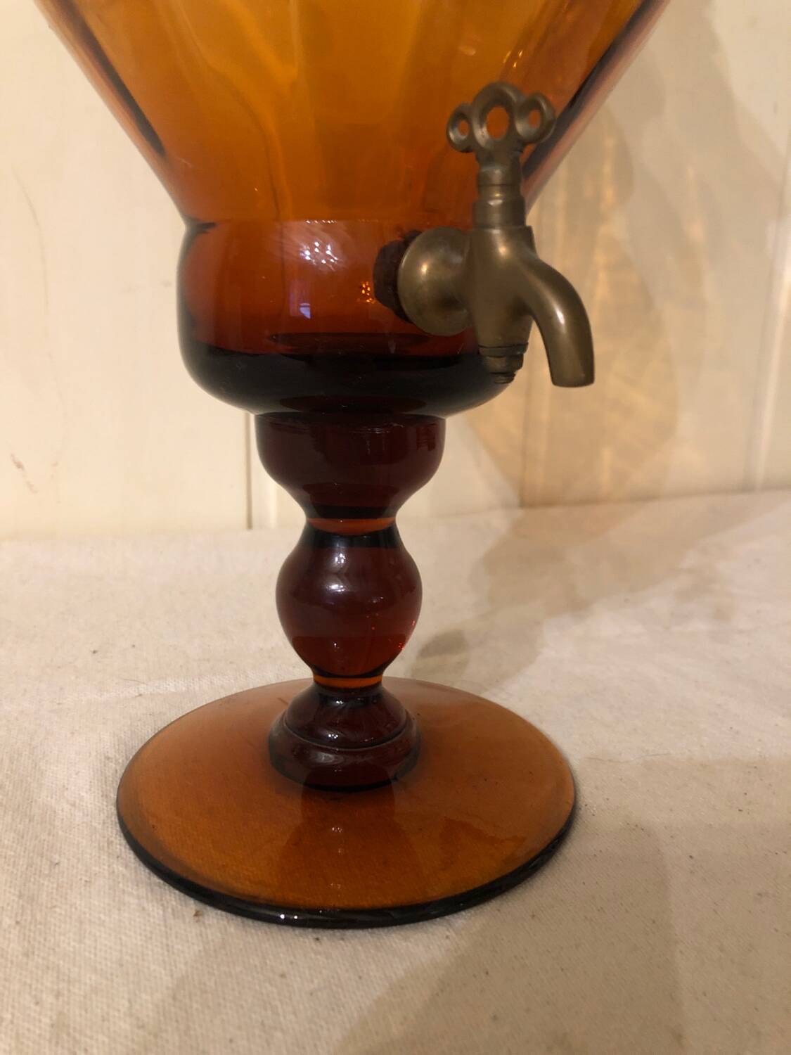 Portieux crystal drinking fountain