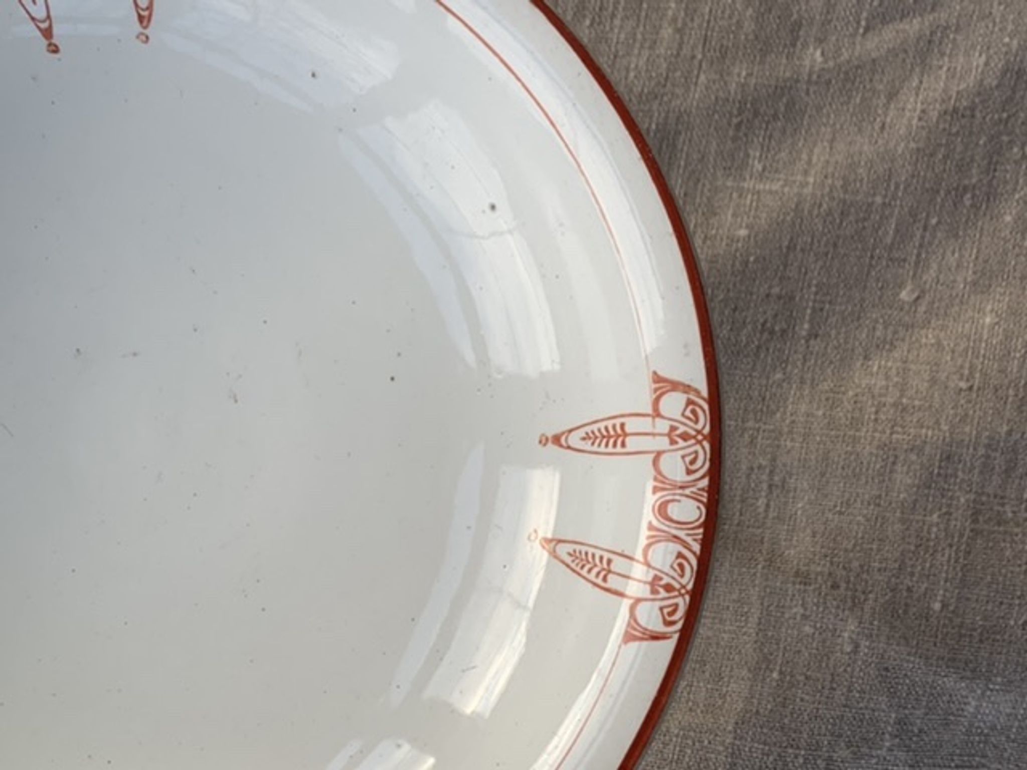 Coupe à fruits compotier en porcelaine blanche art déco