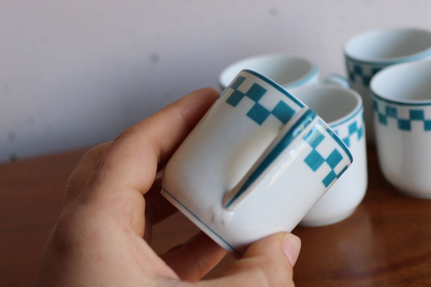 5 tasses à carreaux – Limoges France Décor