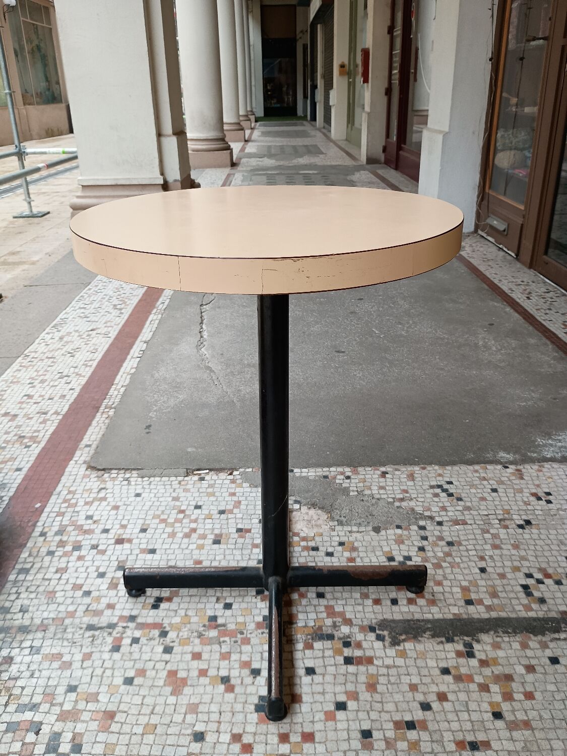 Bistro table