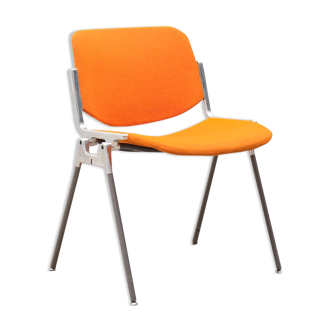 DSC 106 chair by G.Piretti for Castelli orange