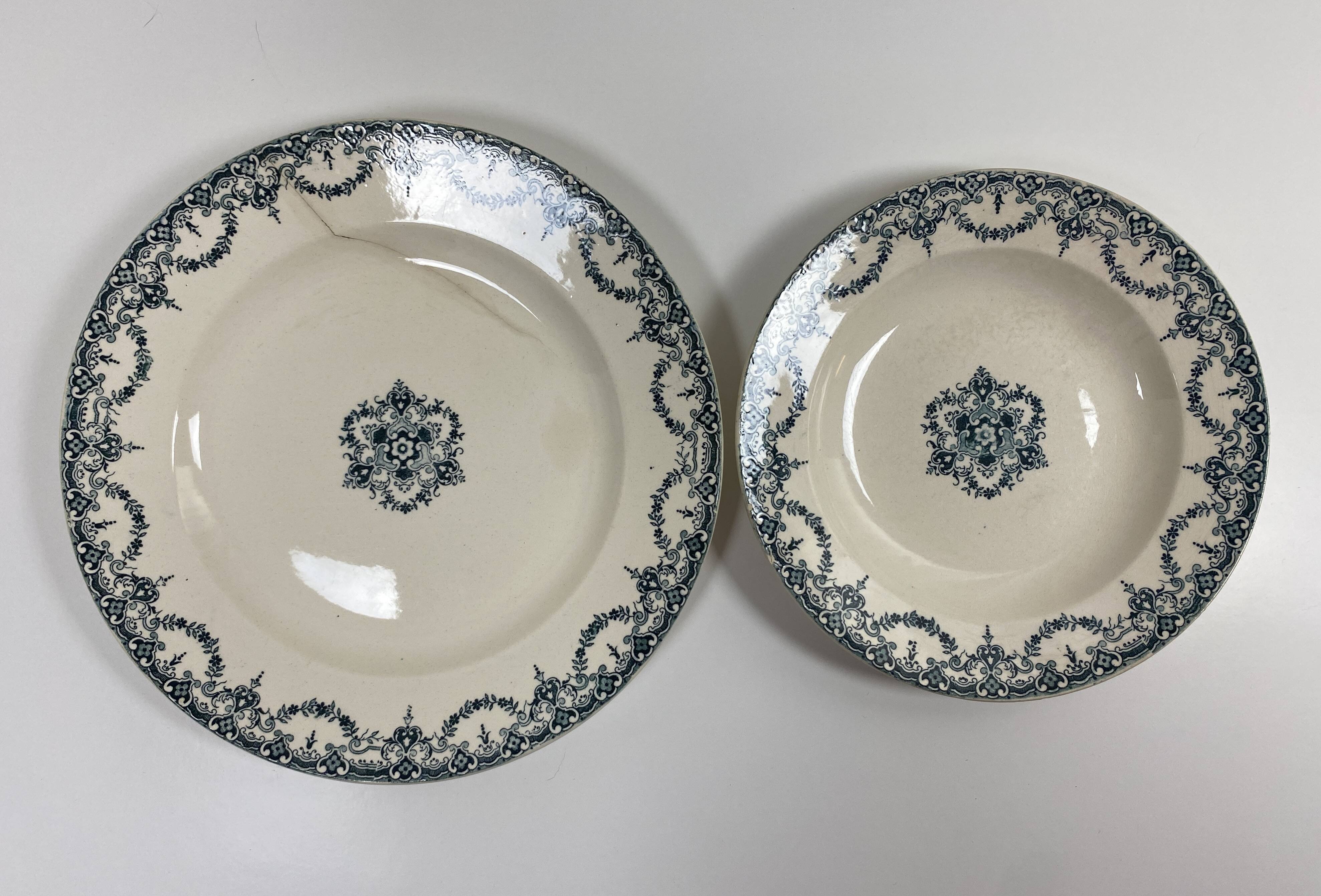 Lot of Plate, Platter, Ramier and Soup Tureen, Iron Earth, "Excelsior" service, E. Bourgeois, late 19th century