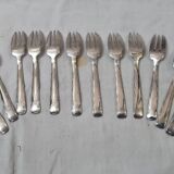 12 cake forks from 1970