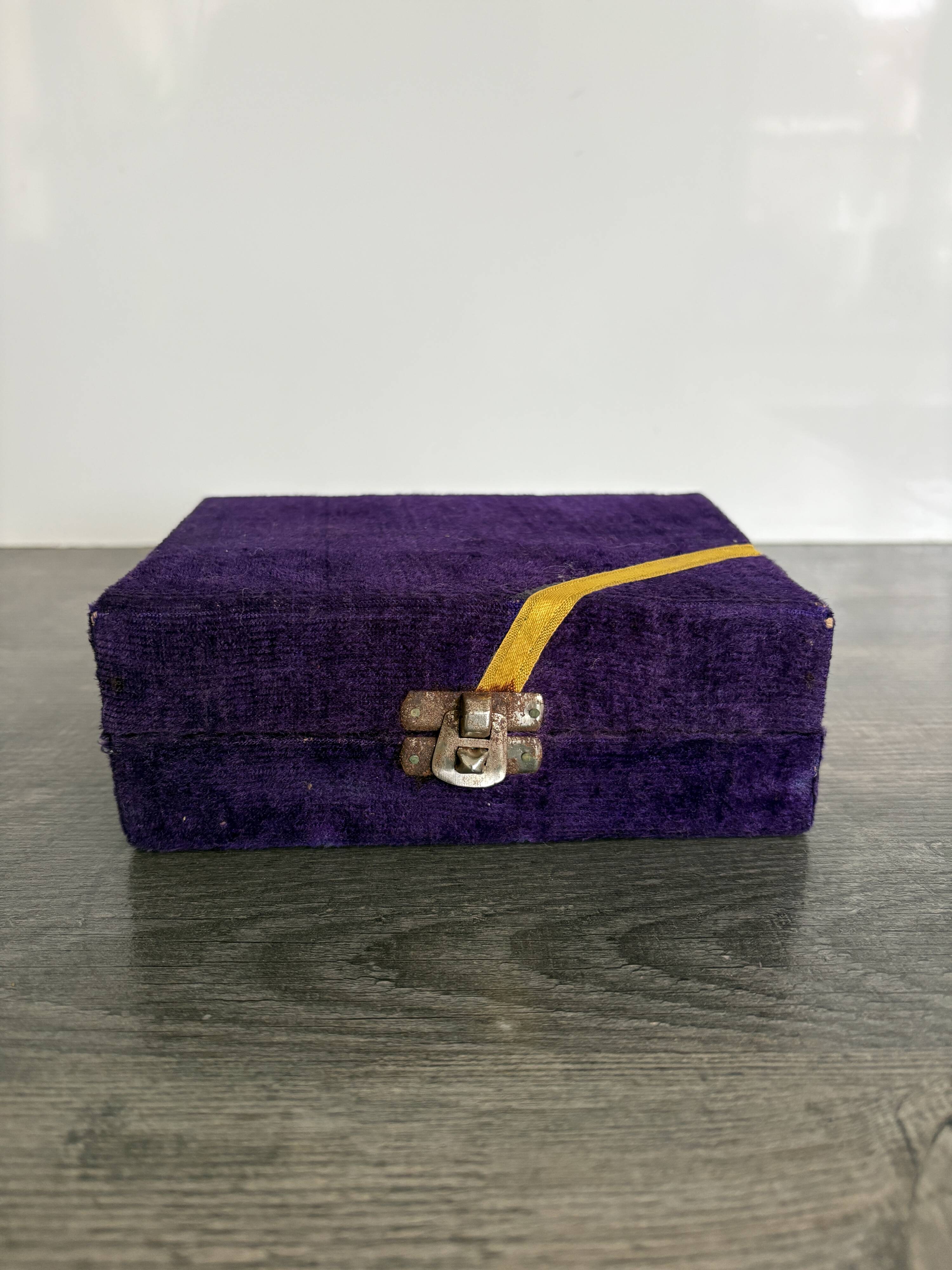 Vintage Salt and Pepper Shaker Set on Tray