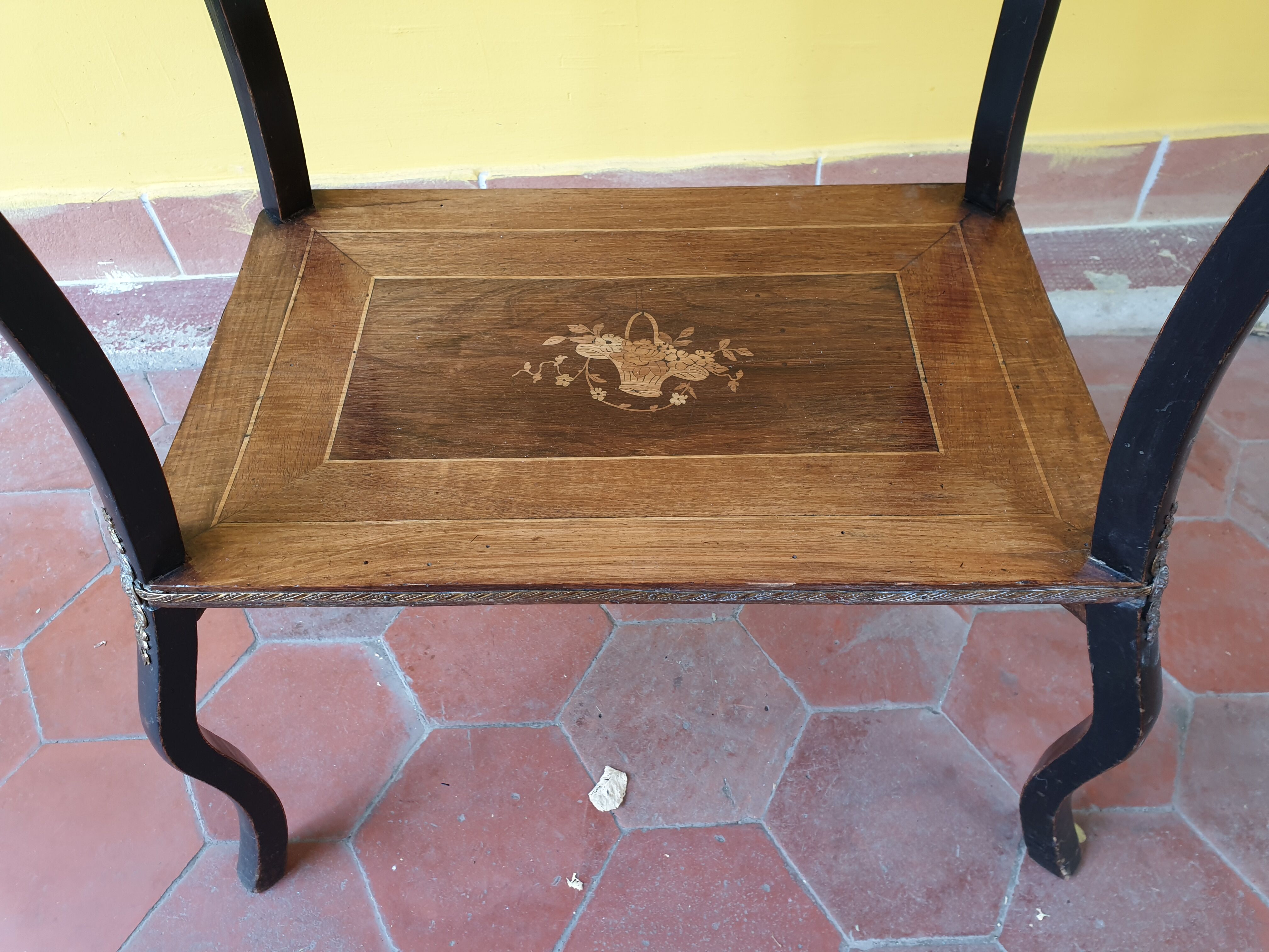 Table marked Napoleon III