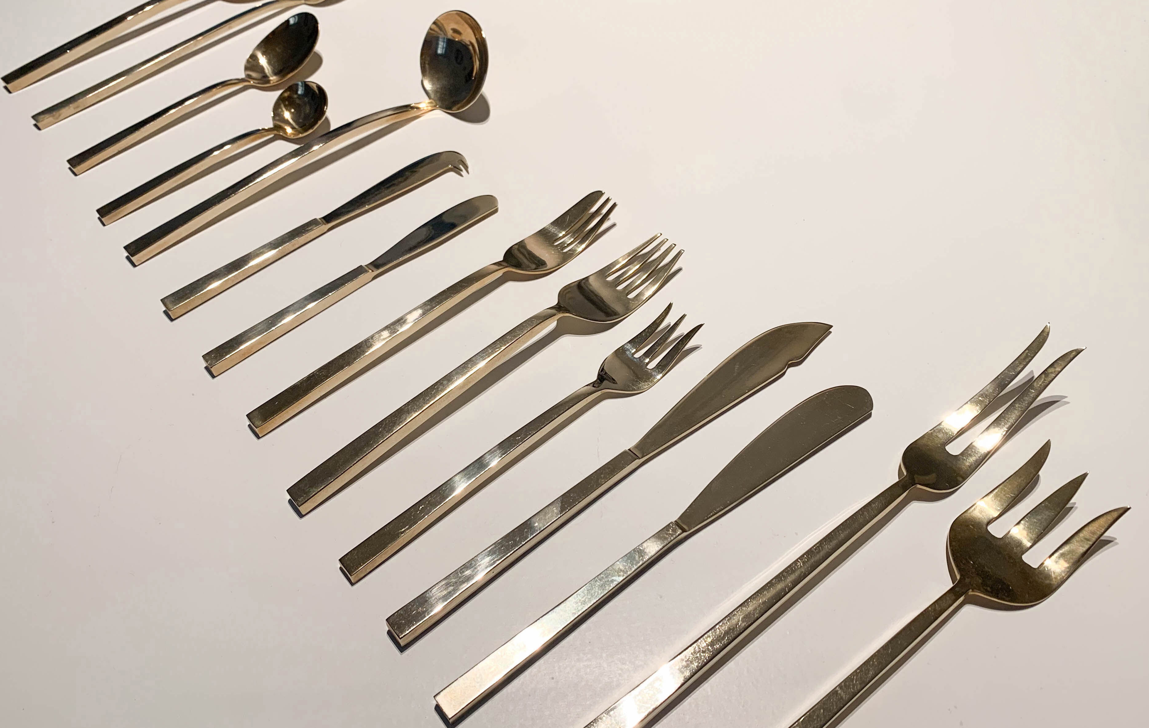 Cutlery service "Scanline" by Sigvard Bernadotte