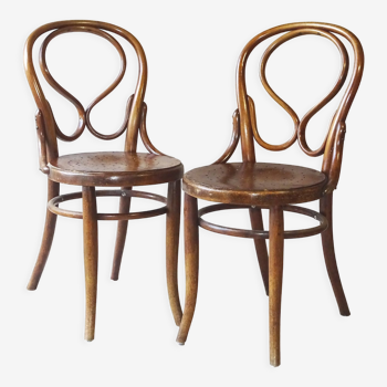 2 chaises bistrot N°20 , vers 1900 assise bois.