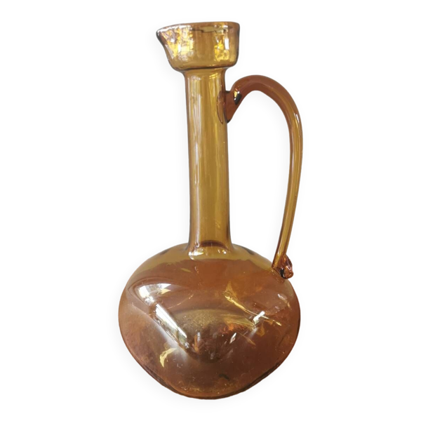 Carafe vintage en verre soufflé bouche