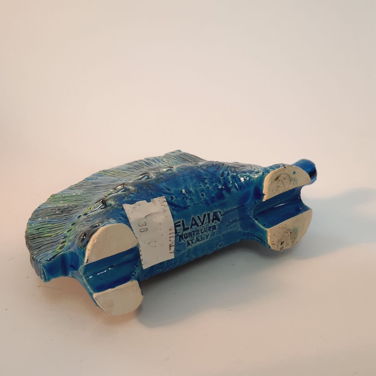 Vintage porcupine statue, design Aldo Londi for Bitossi, Rimini blue series.