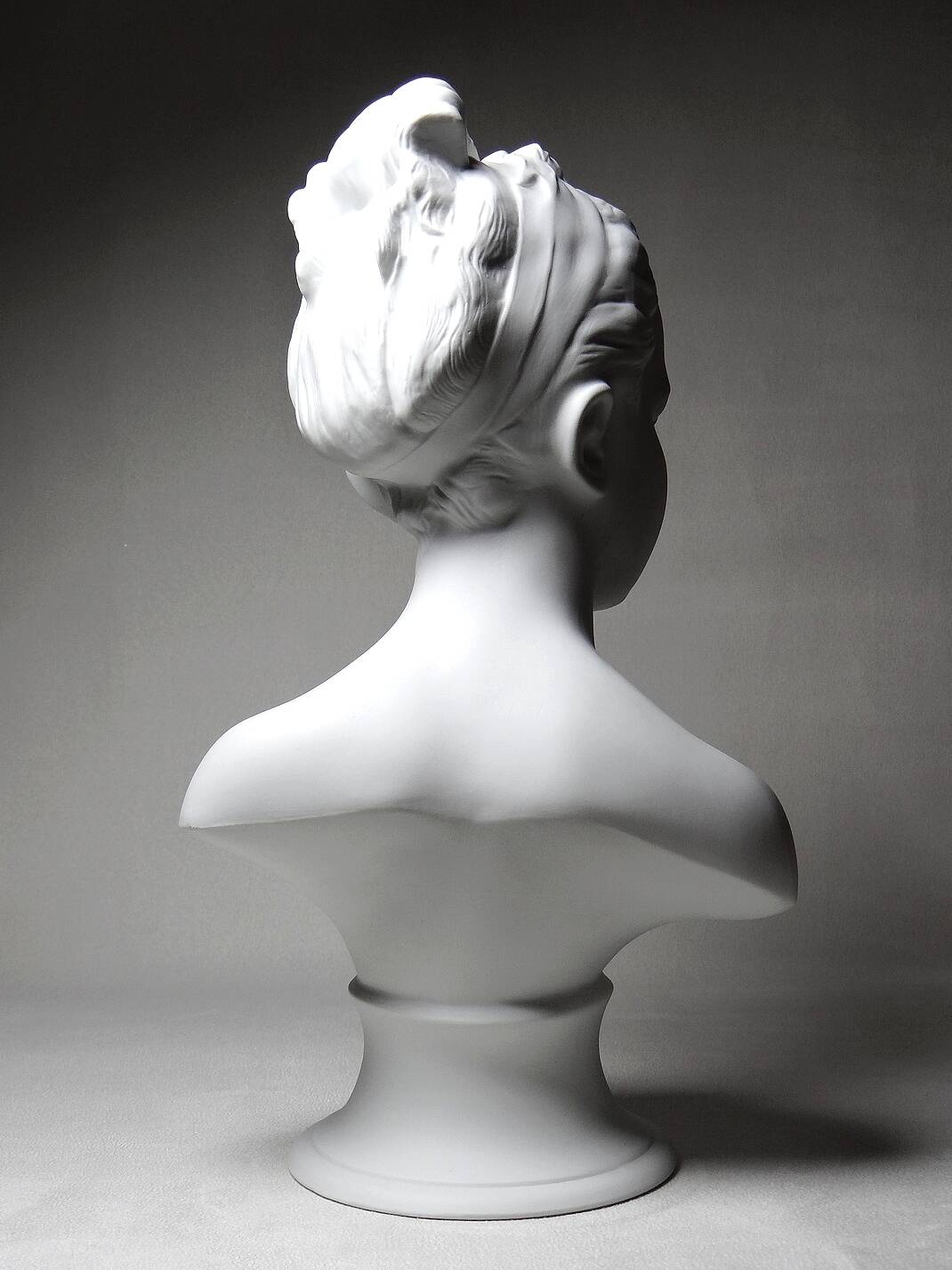 Limoges porcelain biscuit bust C. Tharaud, Louise Brongniard