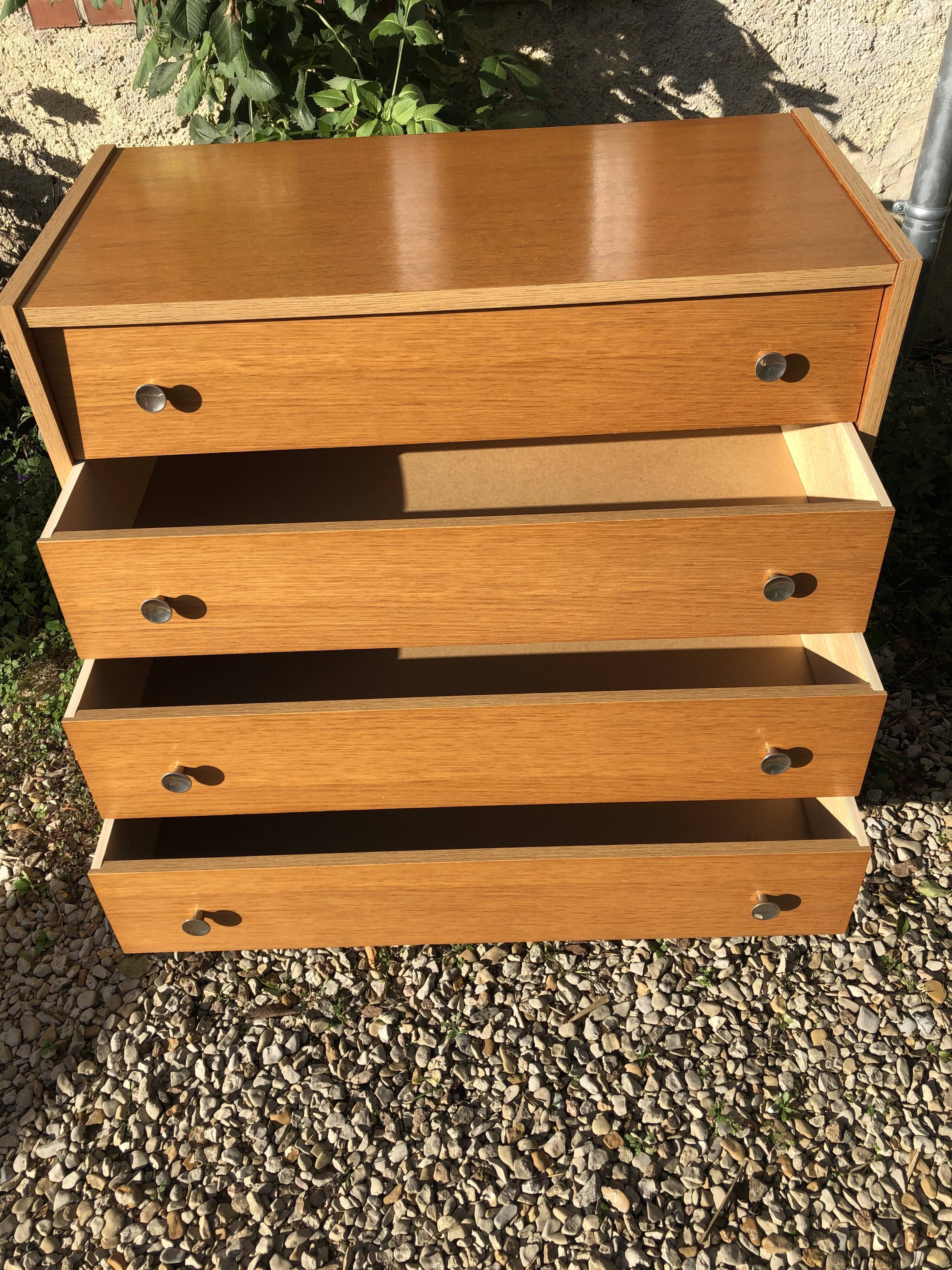 Vintage chest of drawers