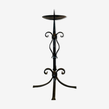 Large wrought iron candle pique, early twentieth century.