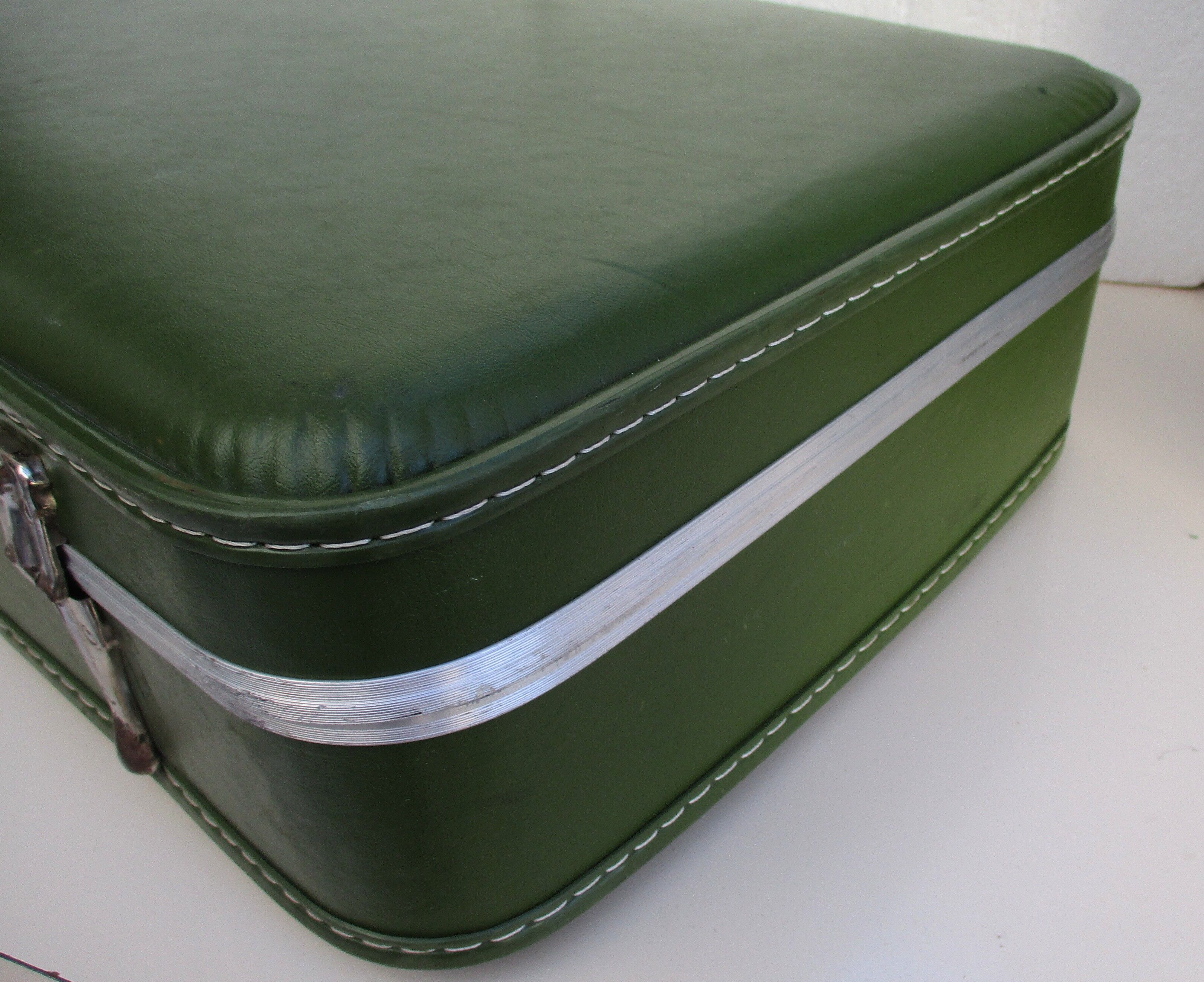 Green vinyl air hotesse -vintage