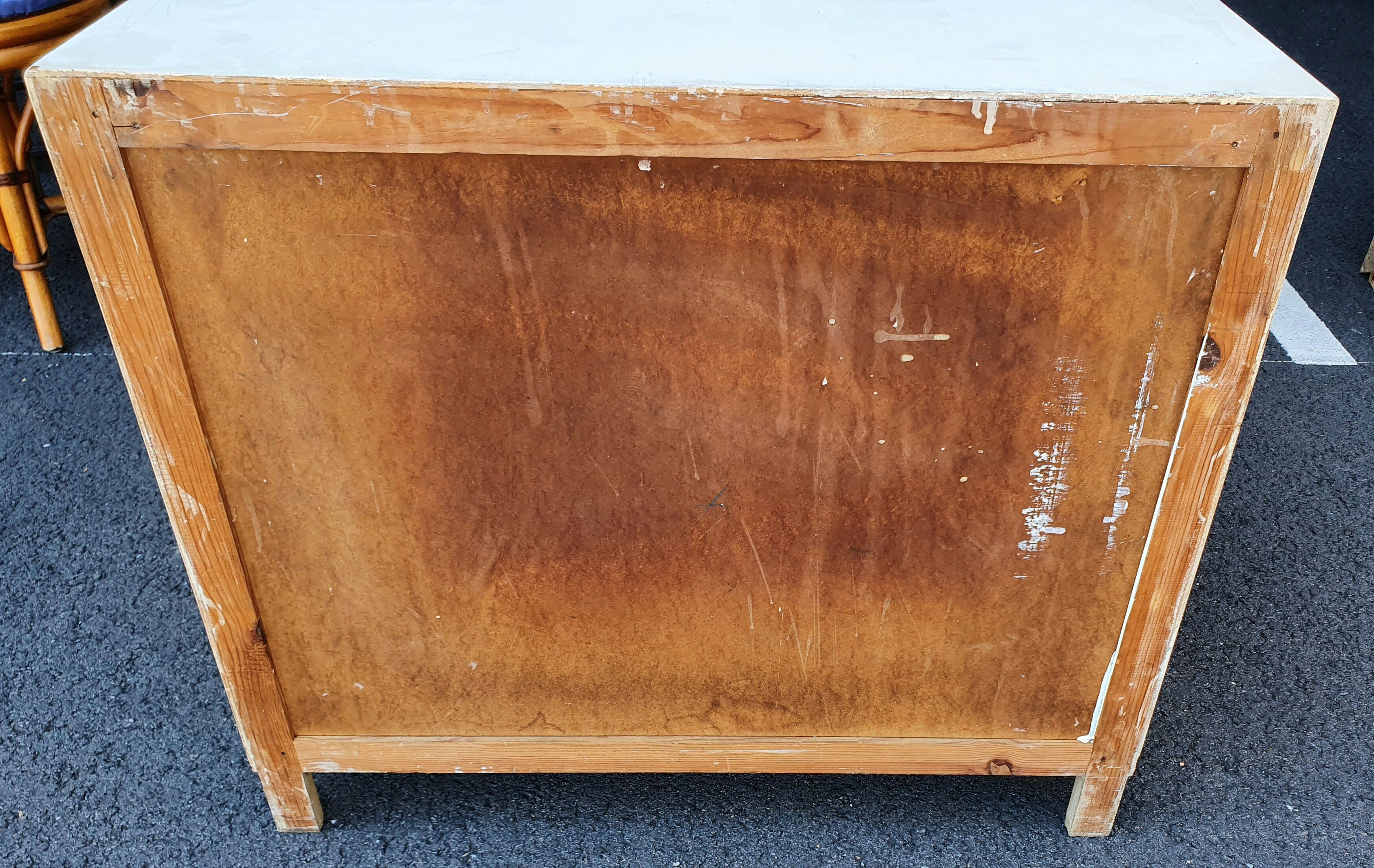 Commode à 3 tiroirs peinte en blanc