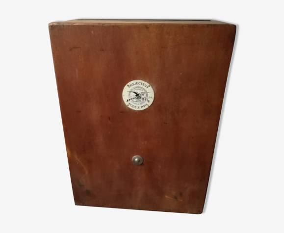 Caisse à projecteur
