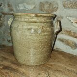 Varnished gre pot