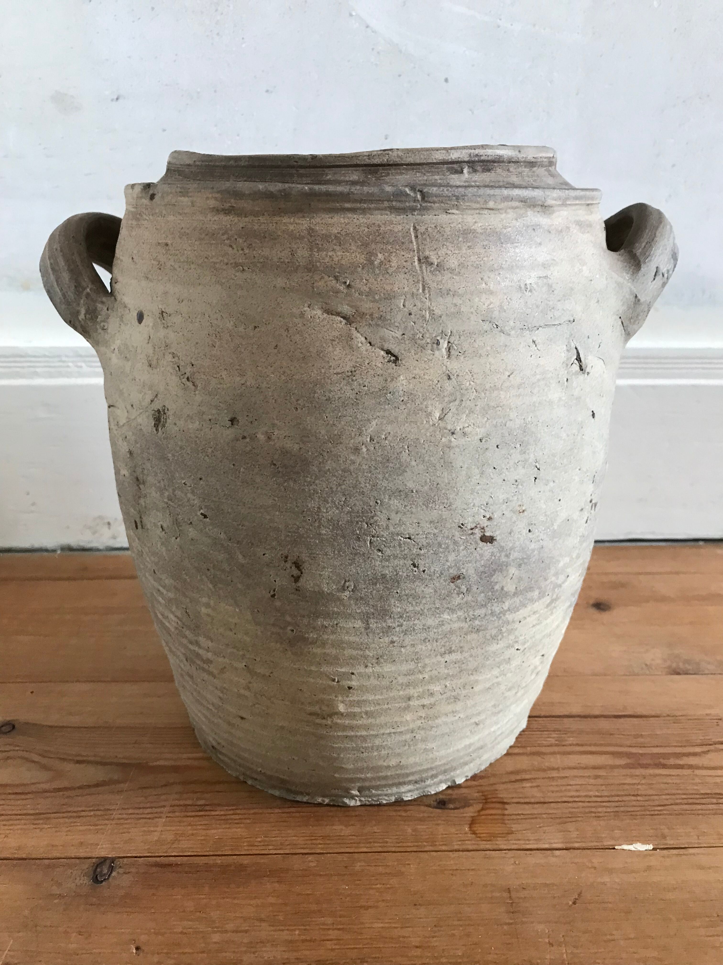 Raw stoneware pot