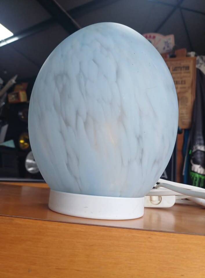 Vintage egg lamp from Italy