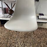 Chaise en fibre de verre Wilkhahn