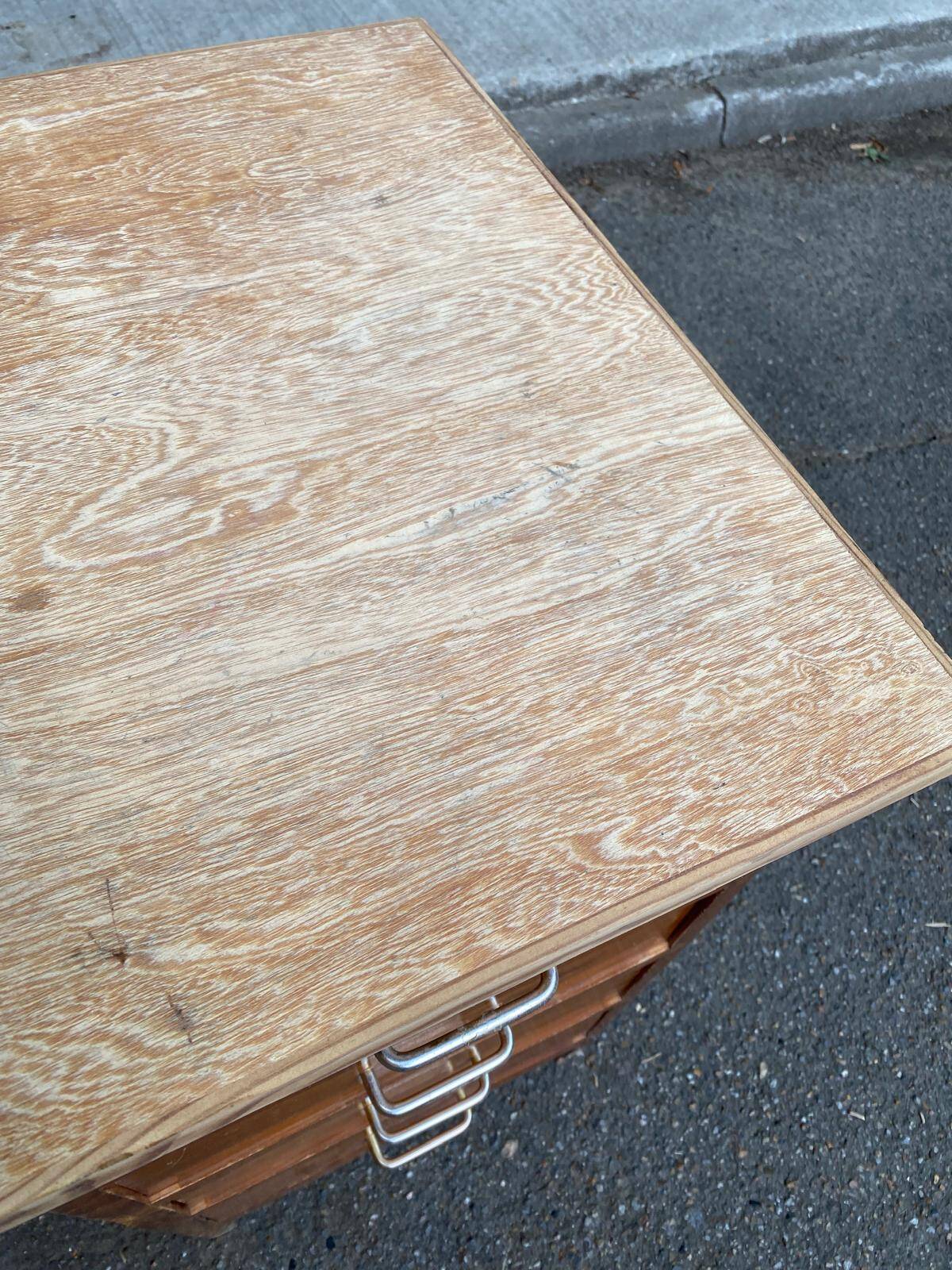 American wooden desk with 5 drawers