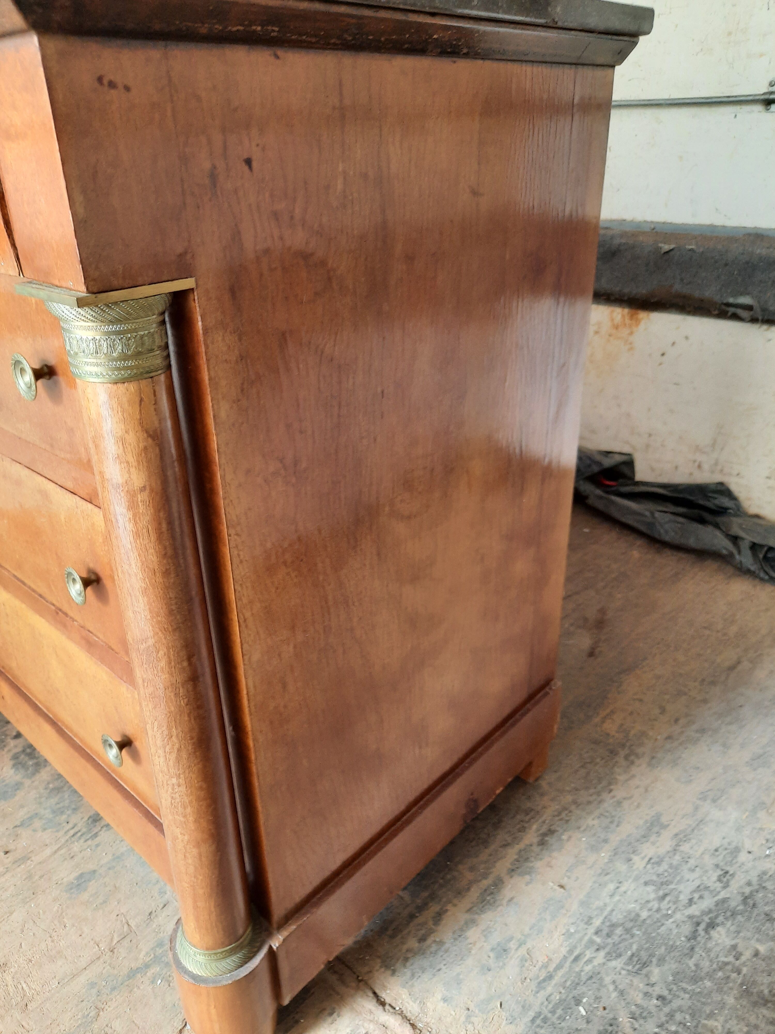 Empire style commodity