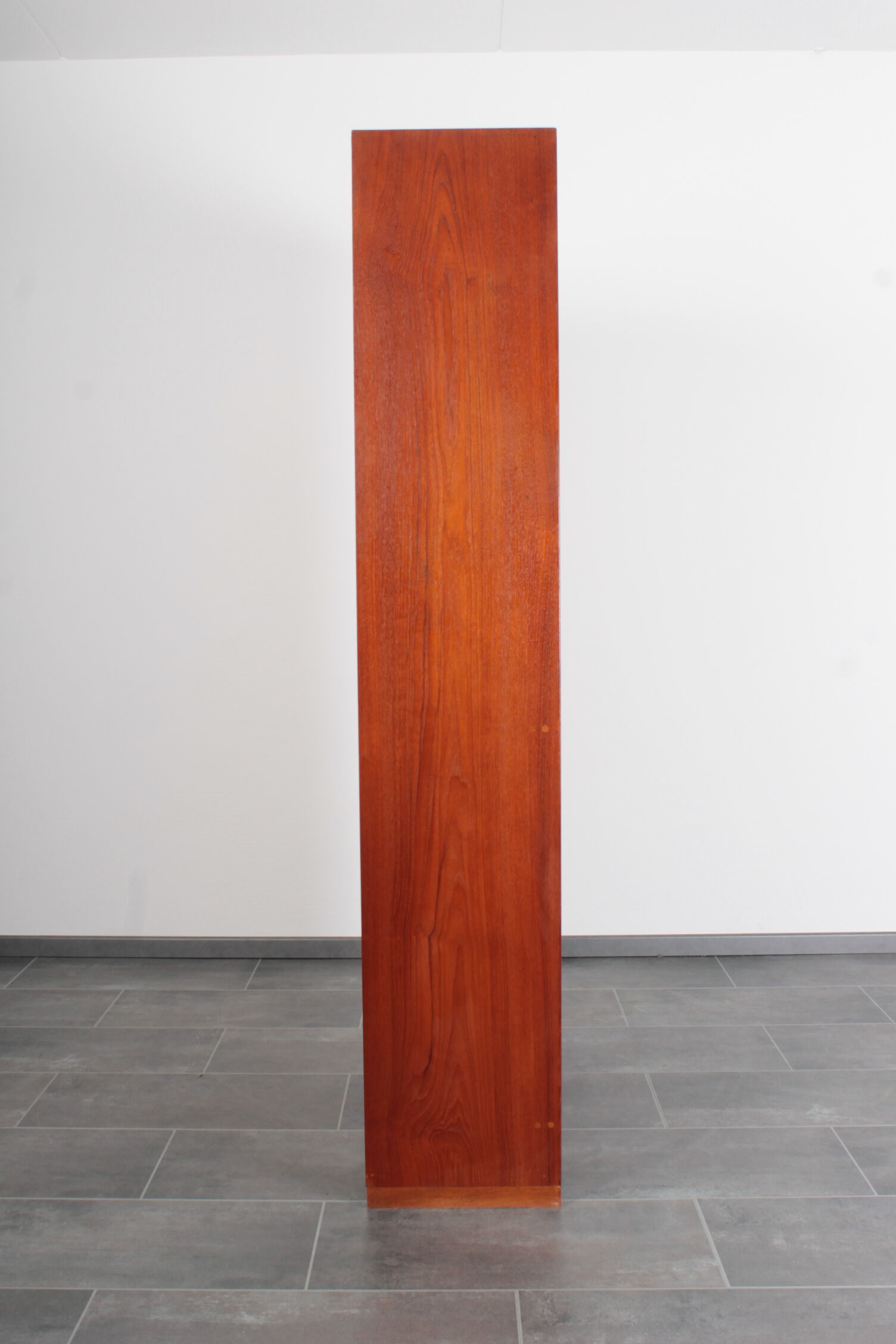 Teak bookcase RY8 by Hans J. Wegner