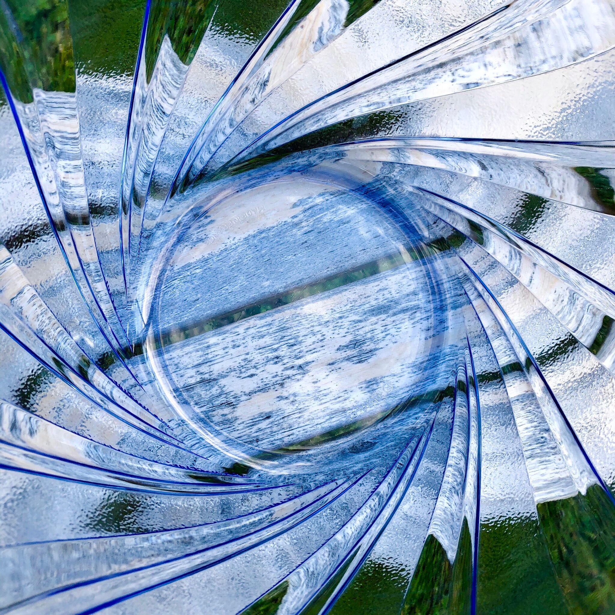 Saladier bleu duralex