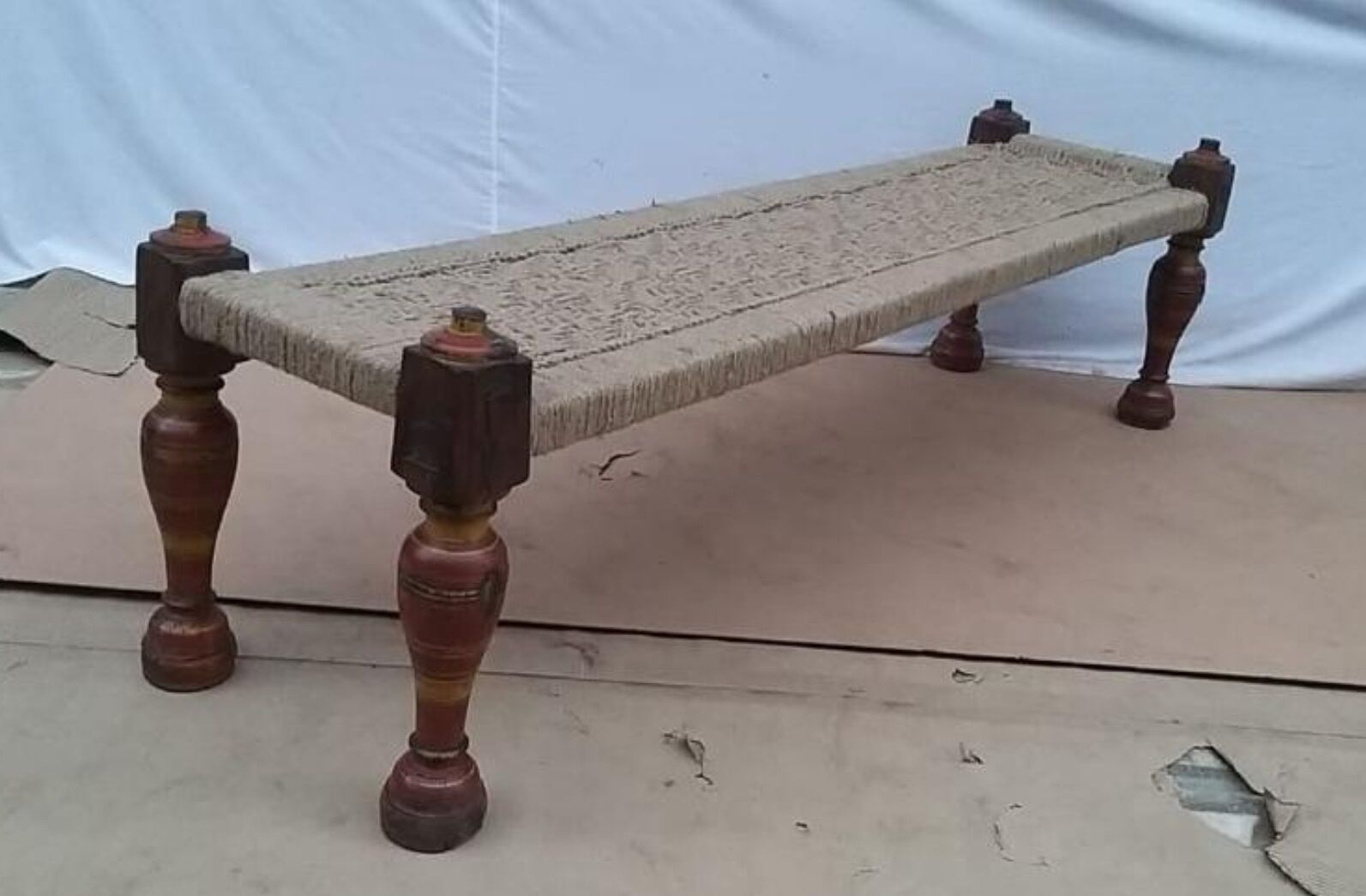 Charopy bench in tek with braided jute seat