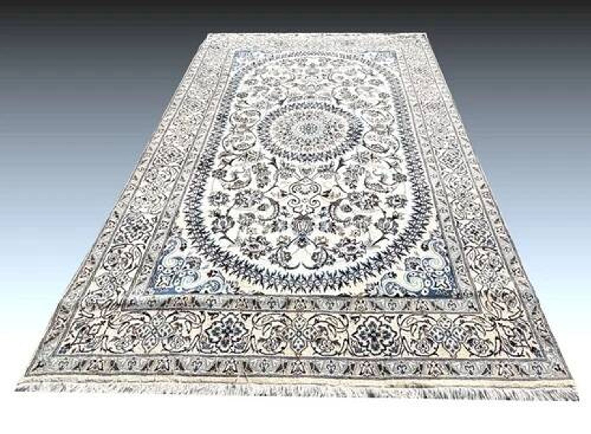 Persian Oriental Carpet NAÏN Wool and Silk: 3.20 X 2.10 Metres "Sardje Gallery"