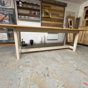 Farm table