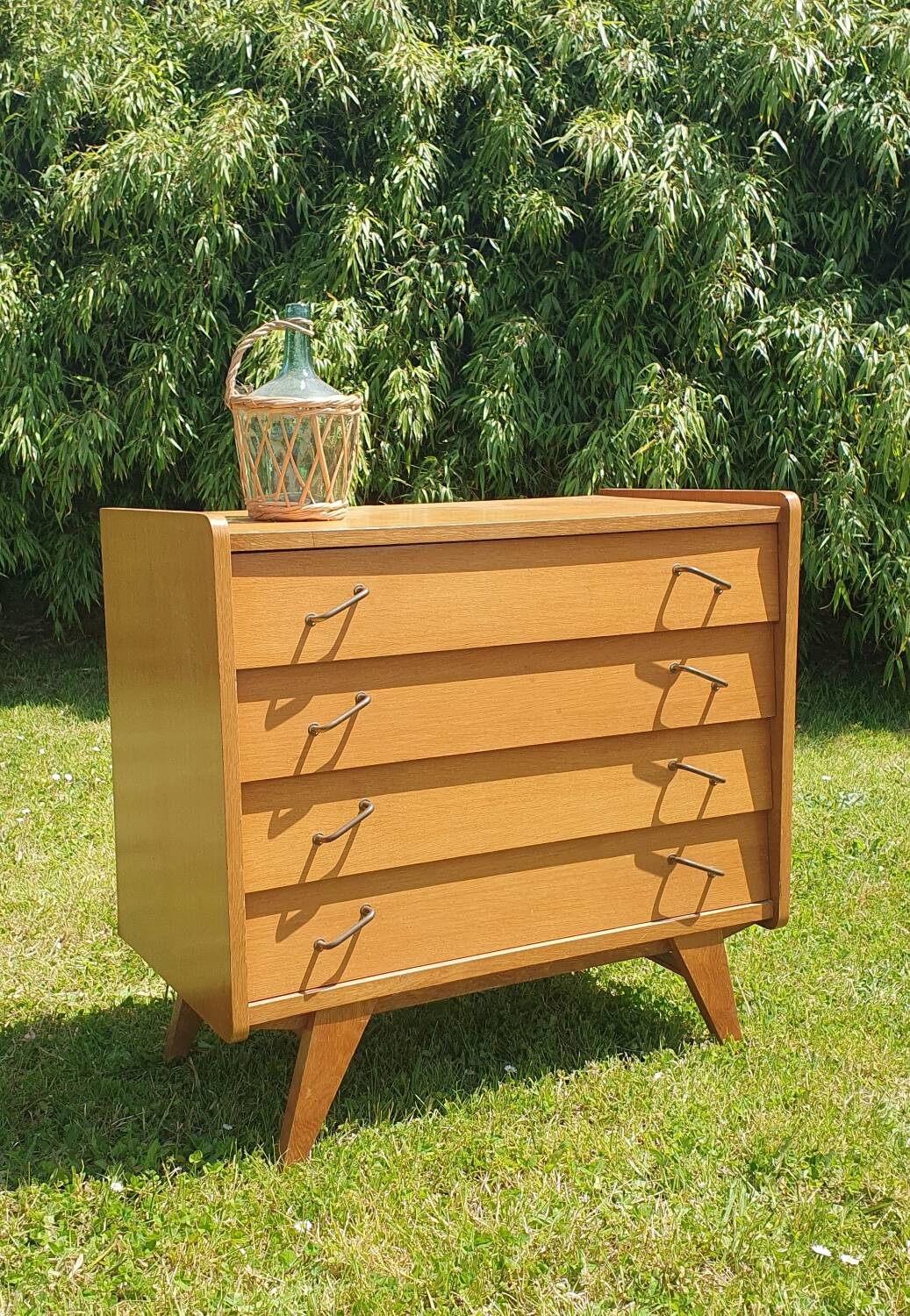 Compass feet chest of drawers