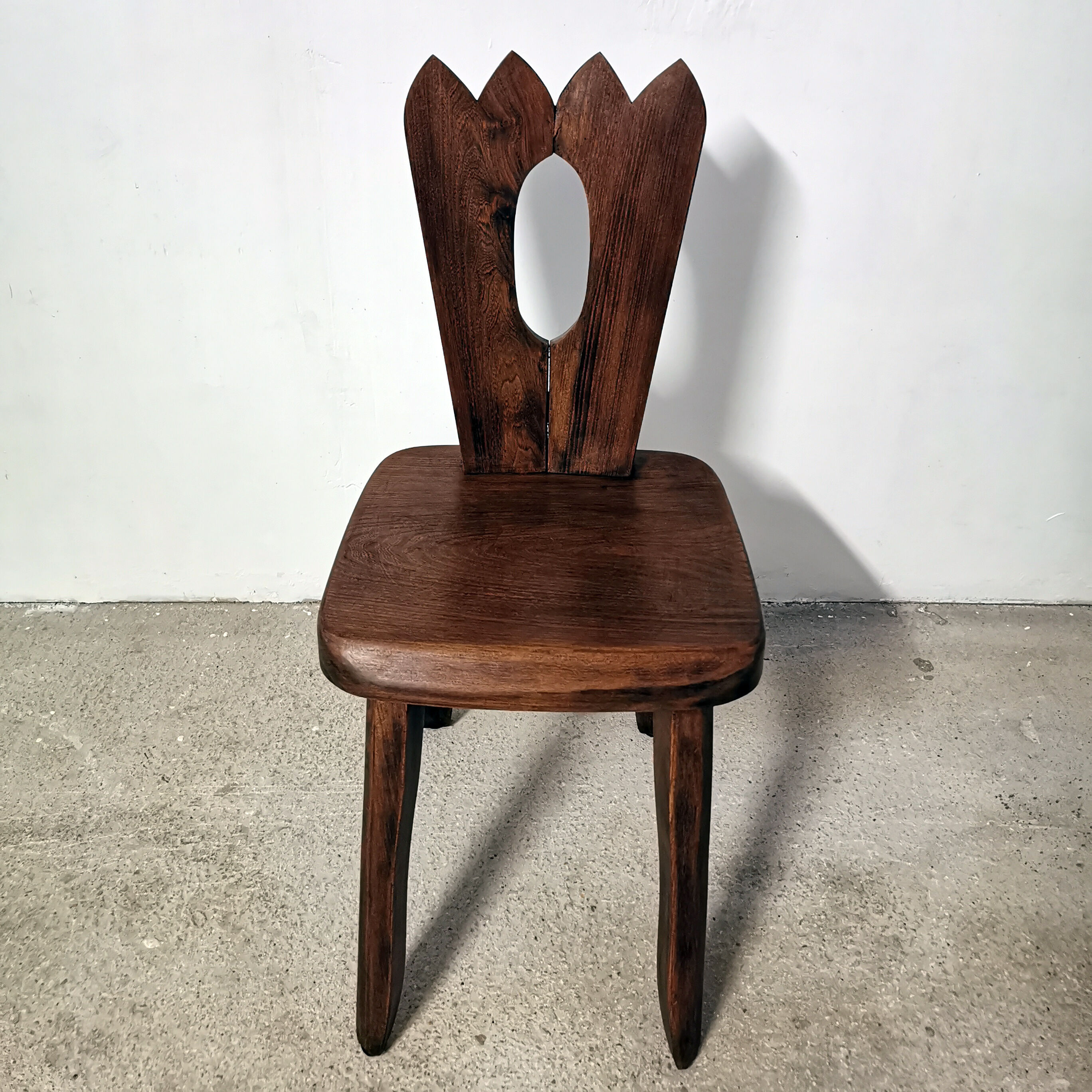 A brutalist elm chair 1960